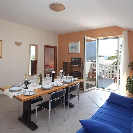 Yacht Beach Apartments Kastela Room photo