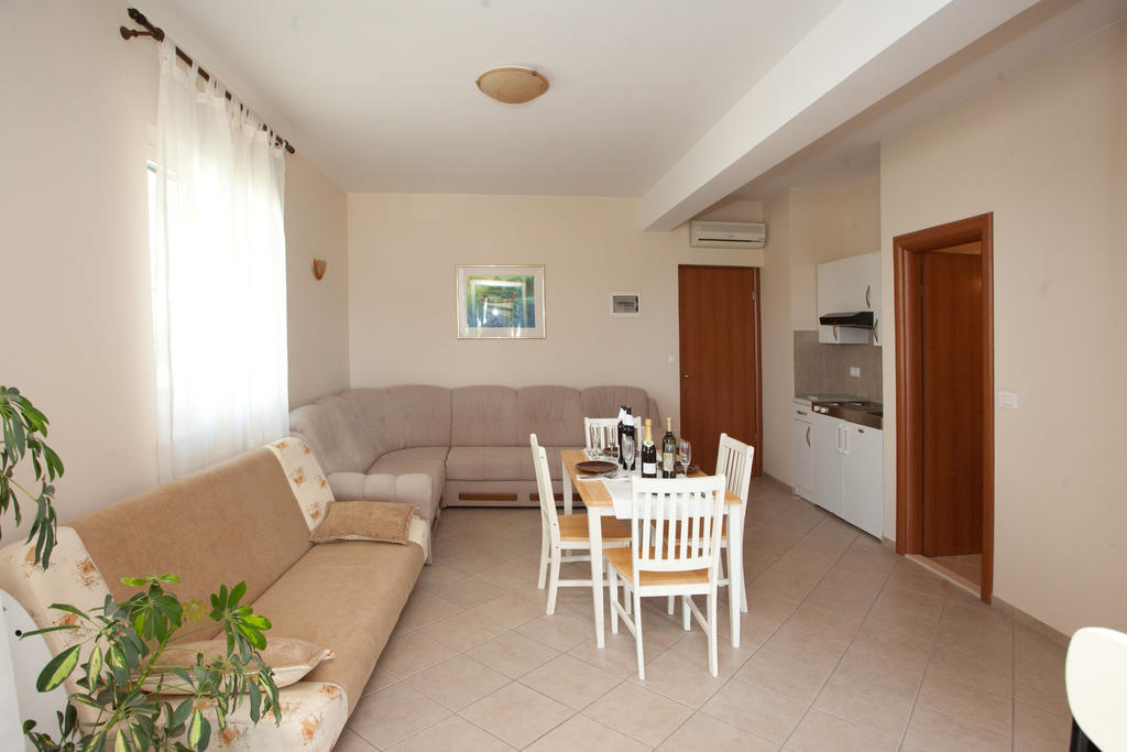 Apartment Yacht Kastela